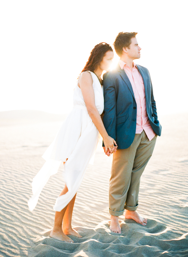 romantic-desert-engagement-session