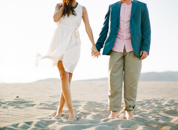 romantic-desert-engagement-session