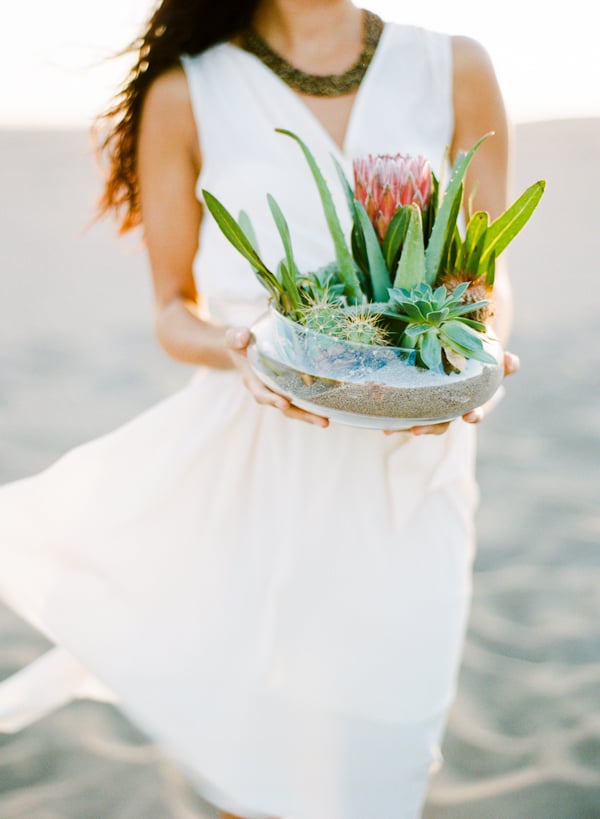 romantic-desert-engagement-session