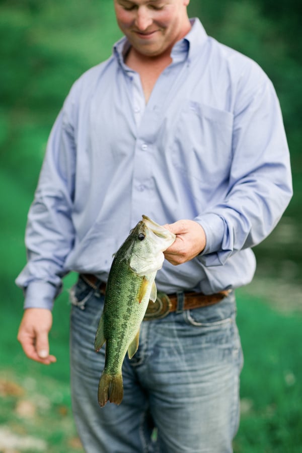 romantic-outdoorsy-engagement-session