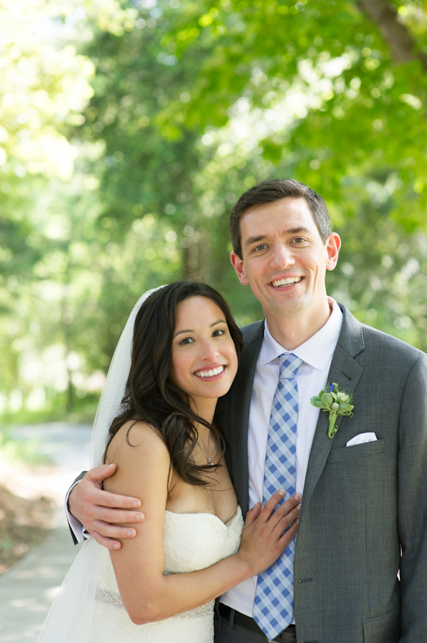 rustic-blue-and-white-wedding