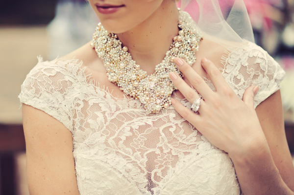 vintage-pink-and-black-wedding