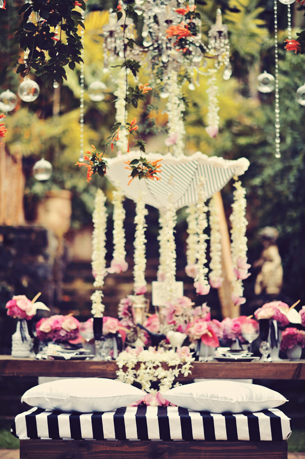 vintage-pink-and-black-wedding