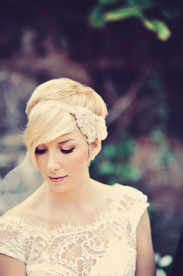 vintage-pink-and-black-wedding