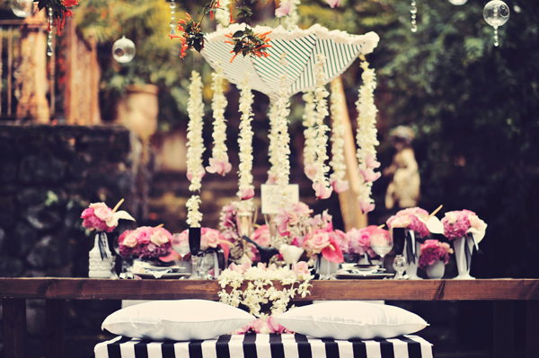 vintage-pink-and-black-wedding