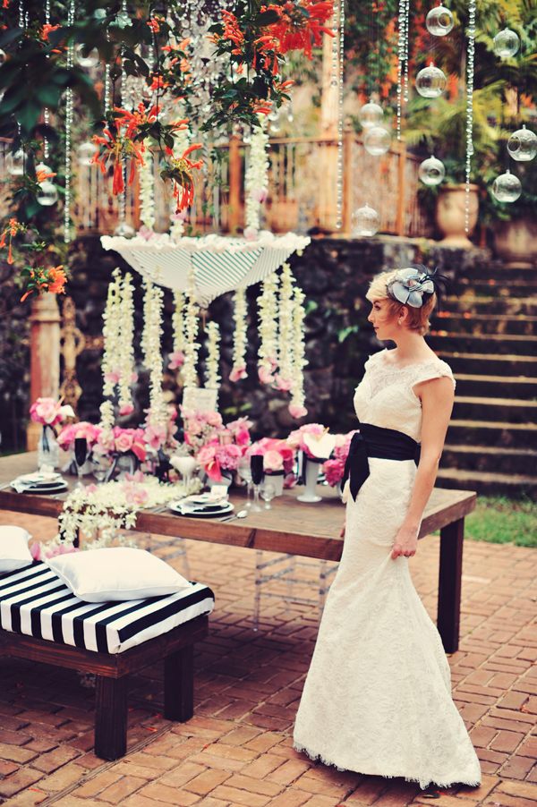 vintage-pink-and-black-wedding