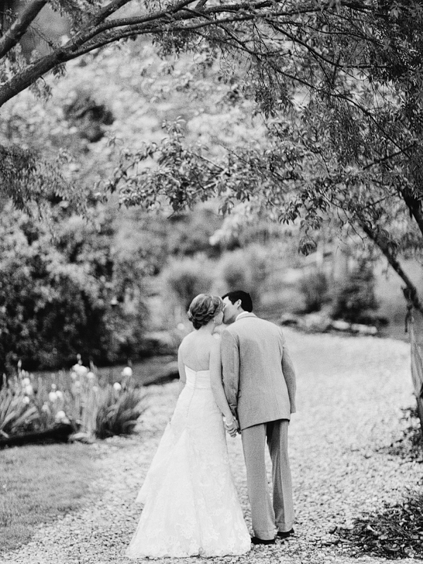 vintage-wedding-at-neverland-farms