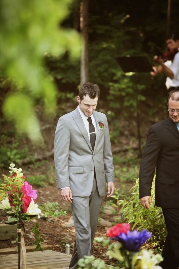 colorful-rustic-wedding-at-cedarwood