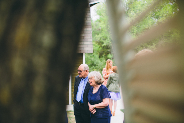 eclectic-blue-backyard-wedding