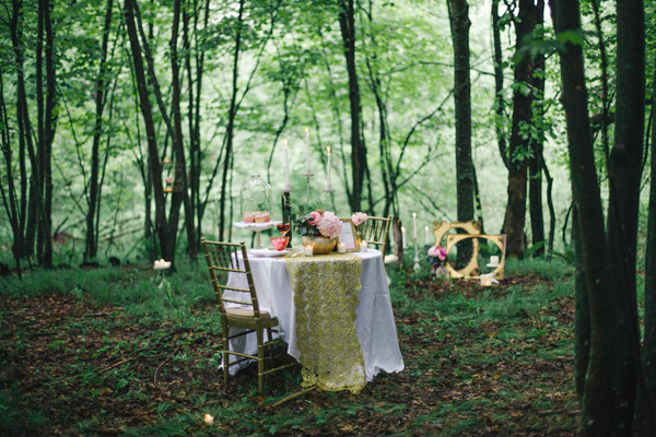 romantic-forest-wedding-inspiration