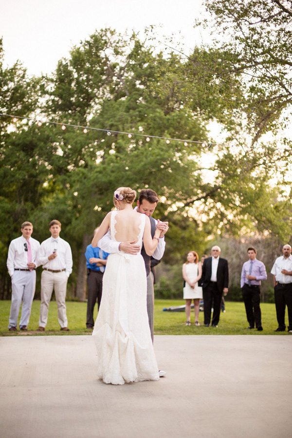 rustic-wedding-at-cedar-bend