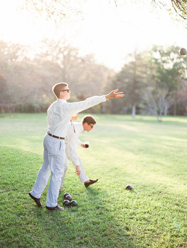 rustic-wedding-at-cedar-bend