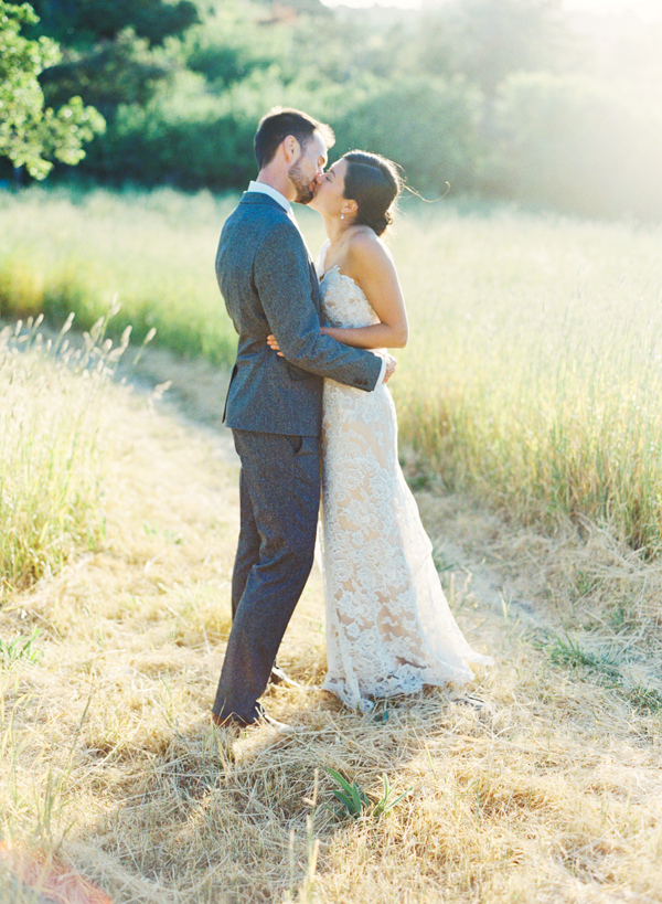 soft-pink-and-blue-wedding-at-the