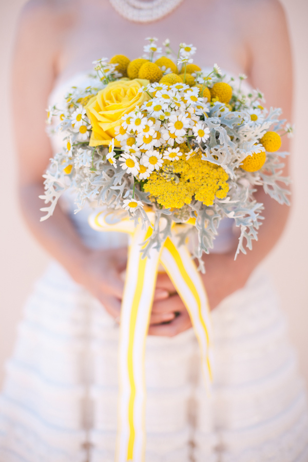 whimsical-yellow-and-mint-wedding