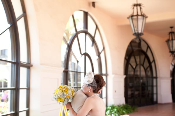 whimsical-yellow-and-mint-wedding