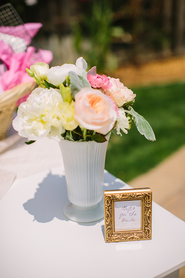 backyard-bridal-shower-in-peach-and-gold