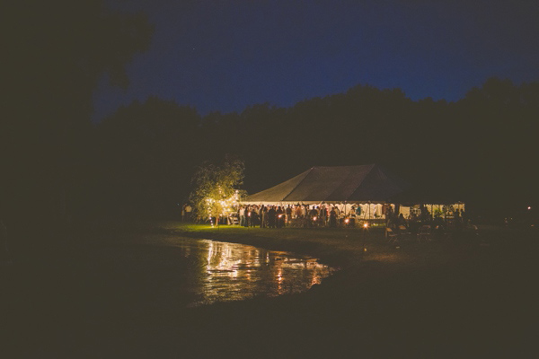 brown-and-white-wisconsin-wedding