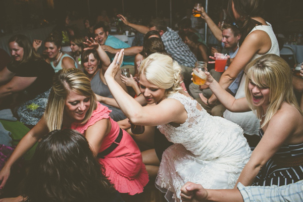 brown-and-white-wisconsin-wedding