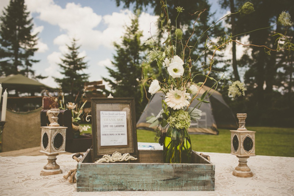 brown-and-white-wisconsin-wedding