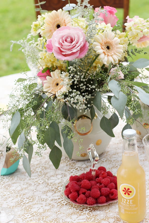 coral-mint-and-gold-wedding-ideas