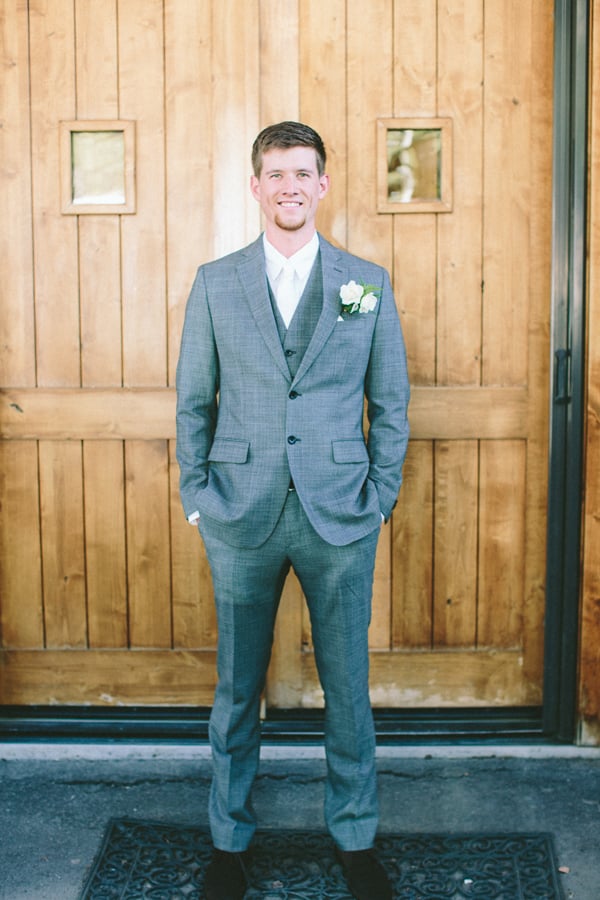 rustic-colorado-wedding-at-rubywood