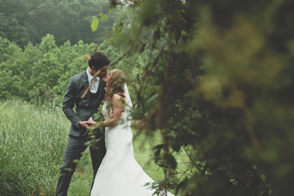 barn-style-tea-party-wedding