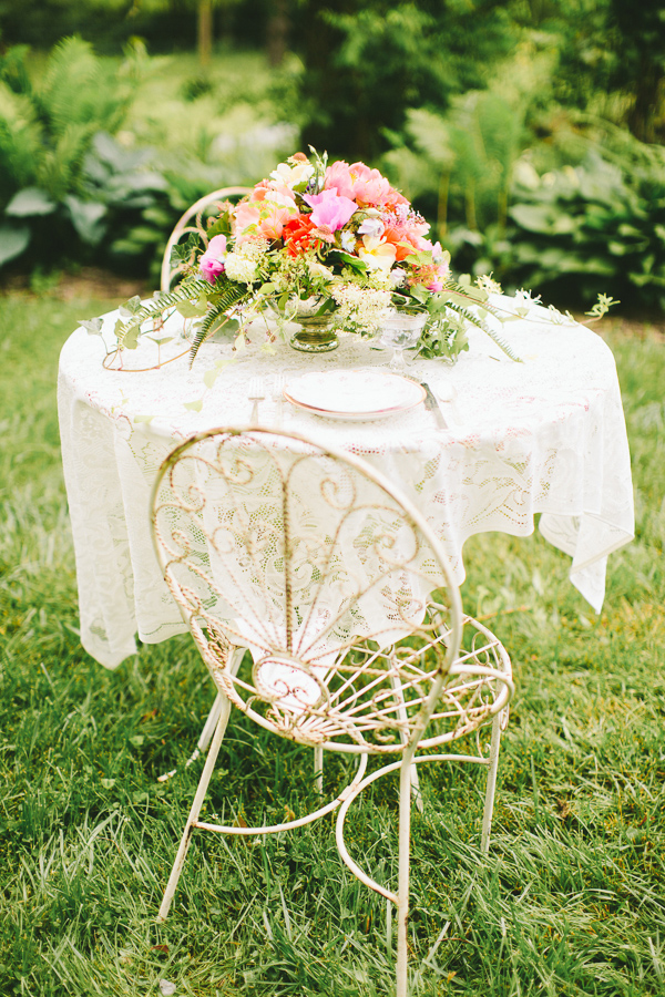 colorful-garden-wedding-ideas