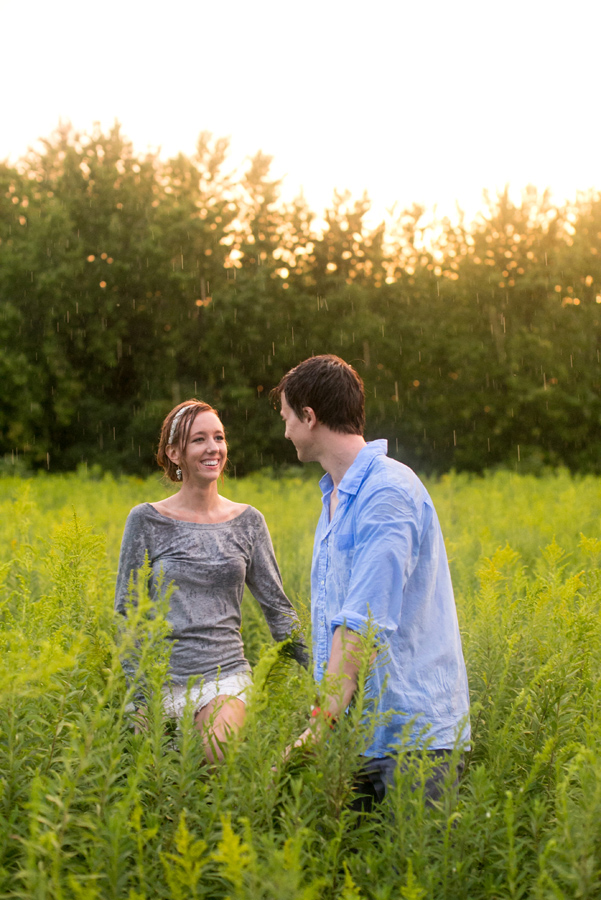 colorful-rainy-day-anniversary-session