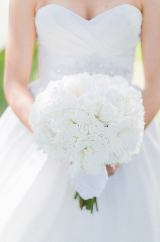 white wedding bouquet