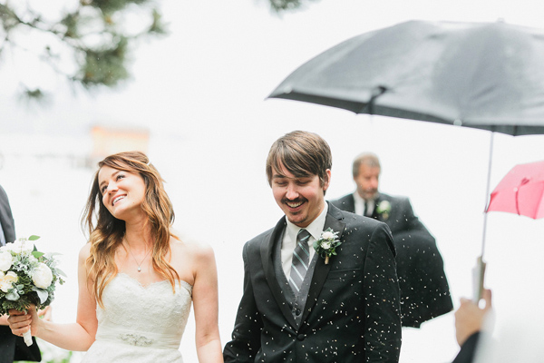 lake-tahoe-rainy-day-wedding