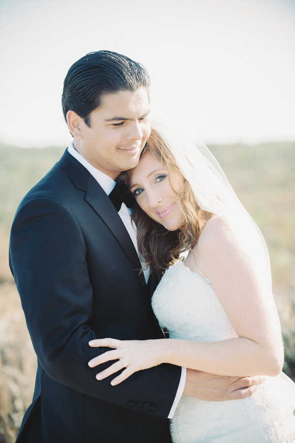 malibu-beach-wedding-in-pink-and-white