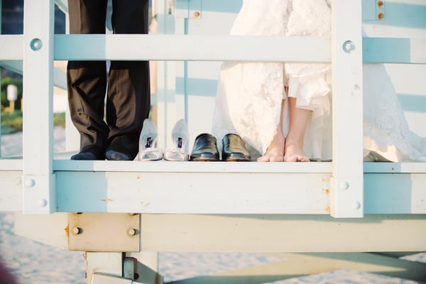 malibu-beach-wedding-in-pink-and-white