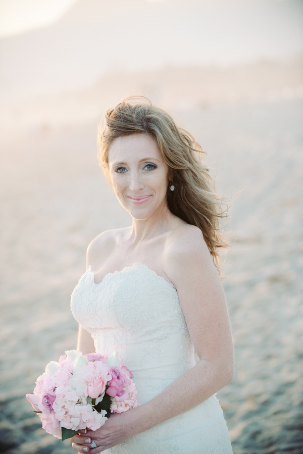 malibu-beach-wedding-in-pink-and-white