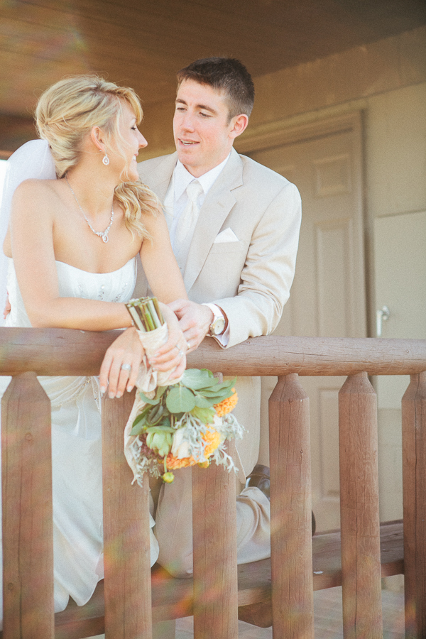 nebraska-navy-and-orange-wedding