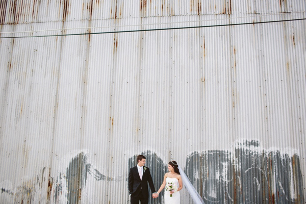 pennsylvania-chic-industrial-wedding