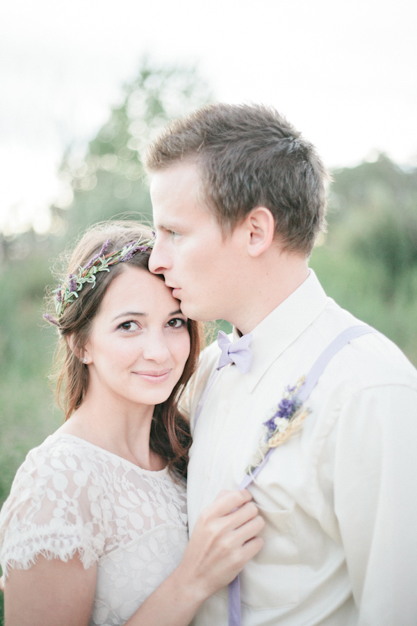 rustic-lavender-wedding-inspiration