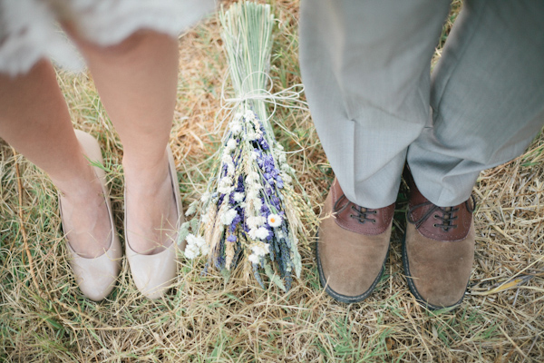 rustic-lavender-wedding-inspiration