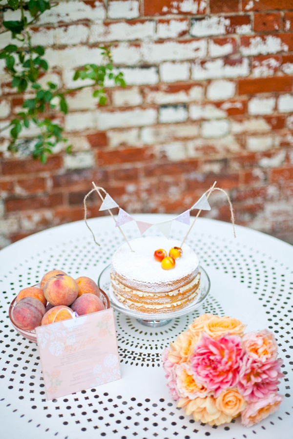 vintage-peach-wedding-ideas-from-the-uk