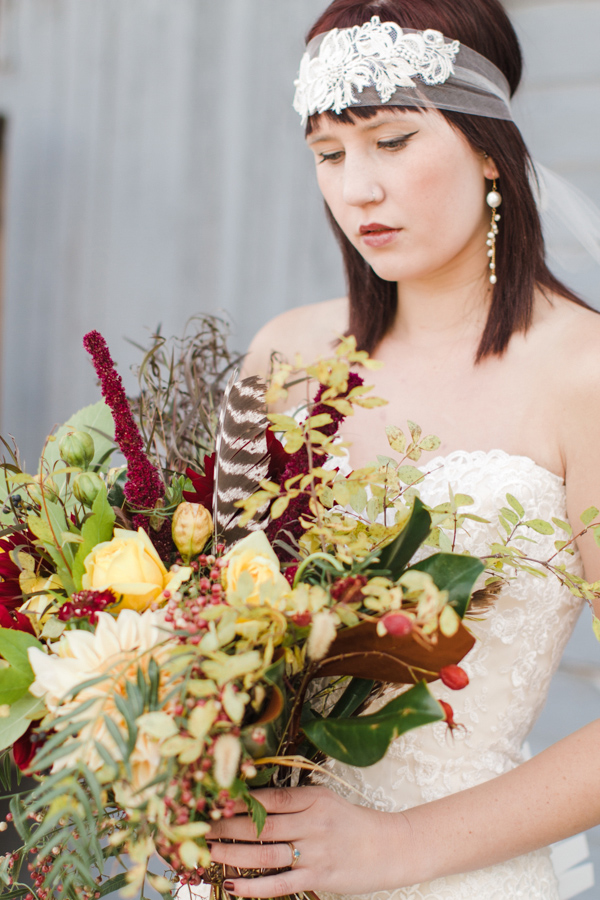 burgundy-and-bronze-fall-wedding-ideas