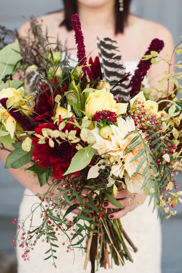 burgundy-and-bronze-fall-wedding-ideas