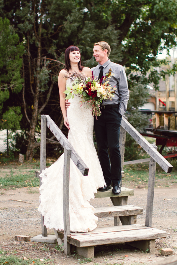 burgundy-and-bronze-fall-wedding-ideas