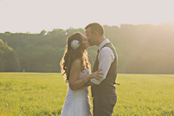 diy-barn-wedding-with-heart