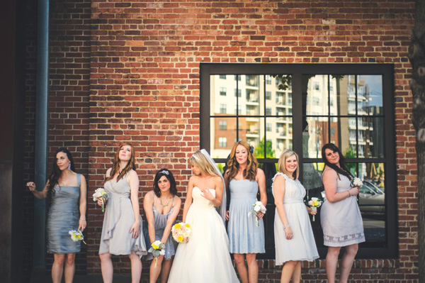 glamorous-gold-and-gray-wedding