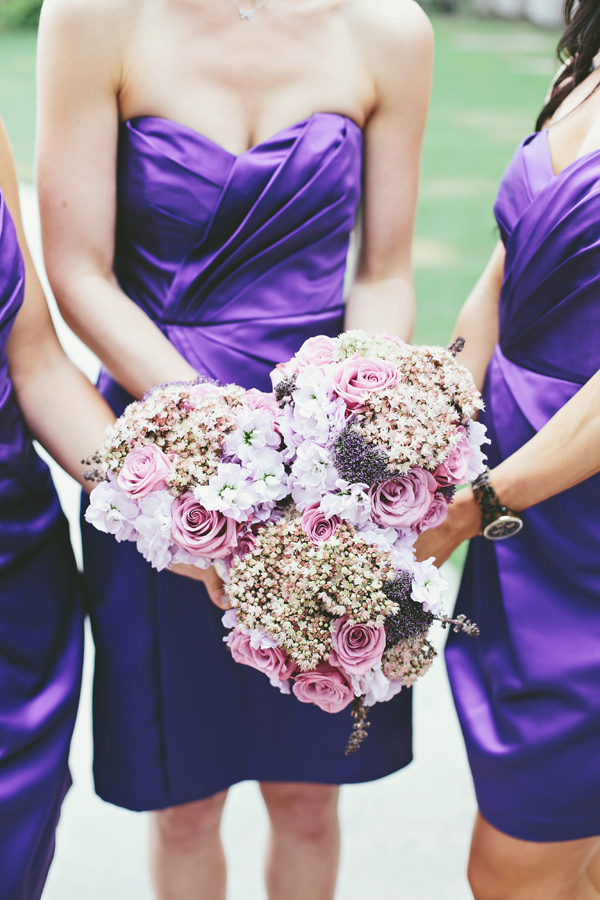 glamorous-violet-vegan-wedding