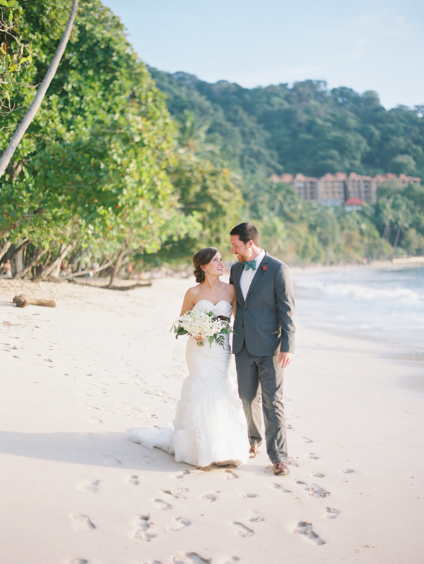 coastal-wedding-in-costa-rica