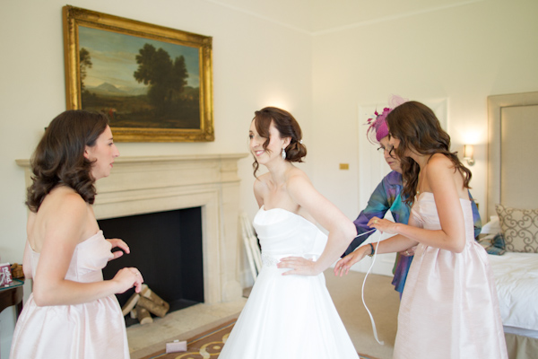 elegant-english-wedding-at-bibury-court