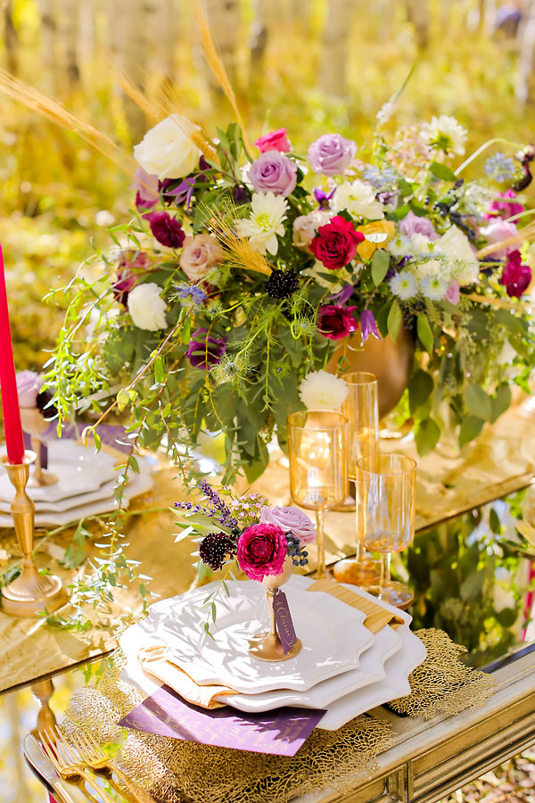 elegant-gold-and-purple-wedding-ideas