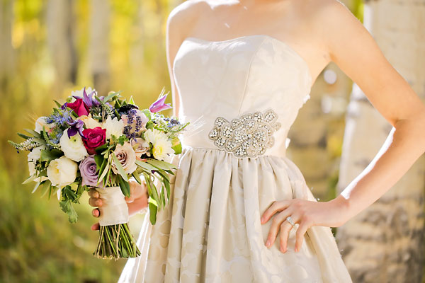 elegant-gold-and-purple-wedding-ideas