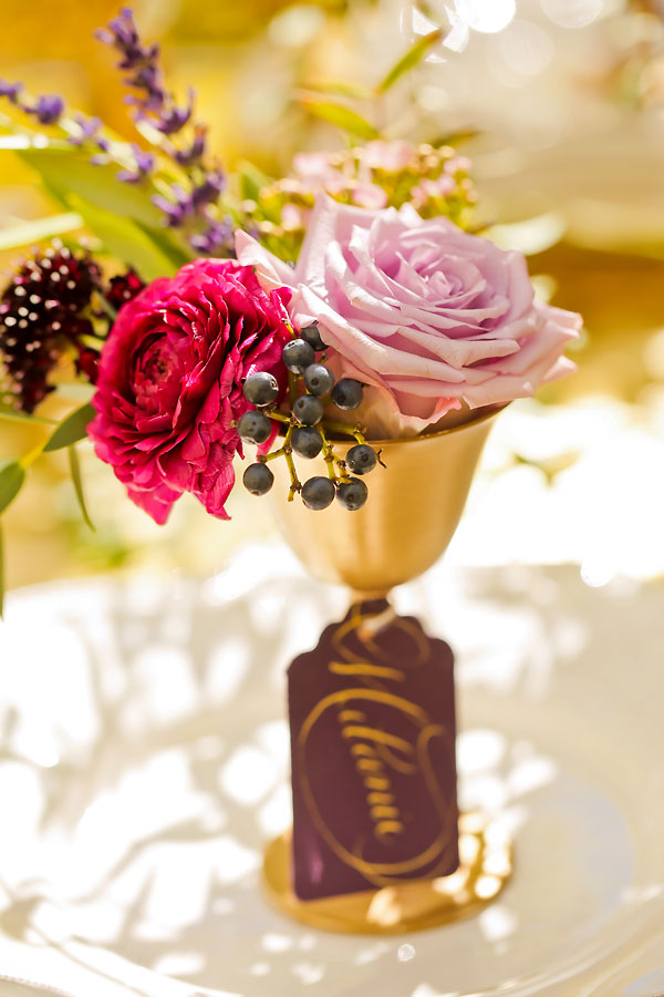 elegant-gold-and-purple-wedding-ideas