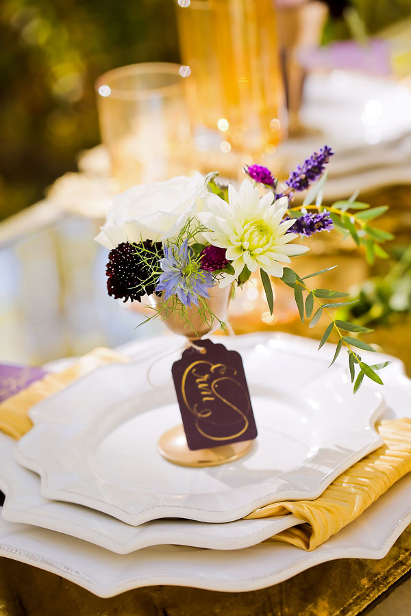 elegant-gold-and-purple-wedding-ideas